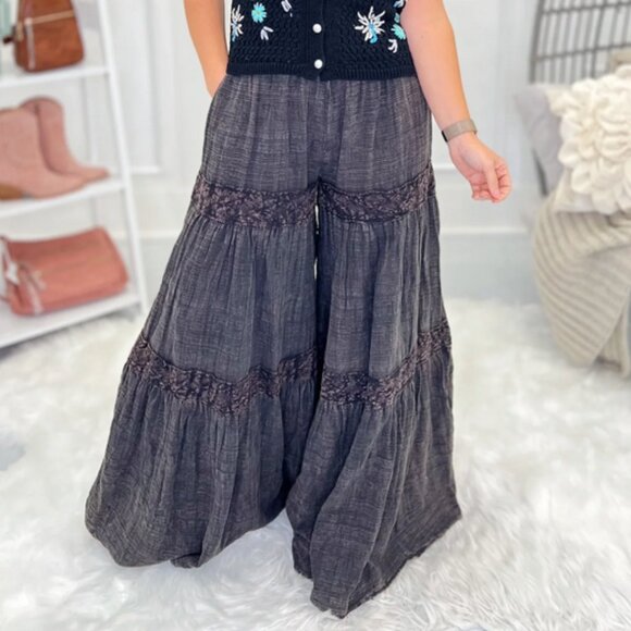 NWOT Oli & Hali Tiered Wide Leg Goth Lace Boho Smocked Pants - Picture 11 of 11